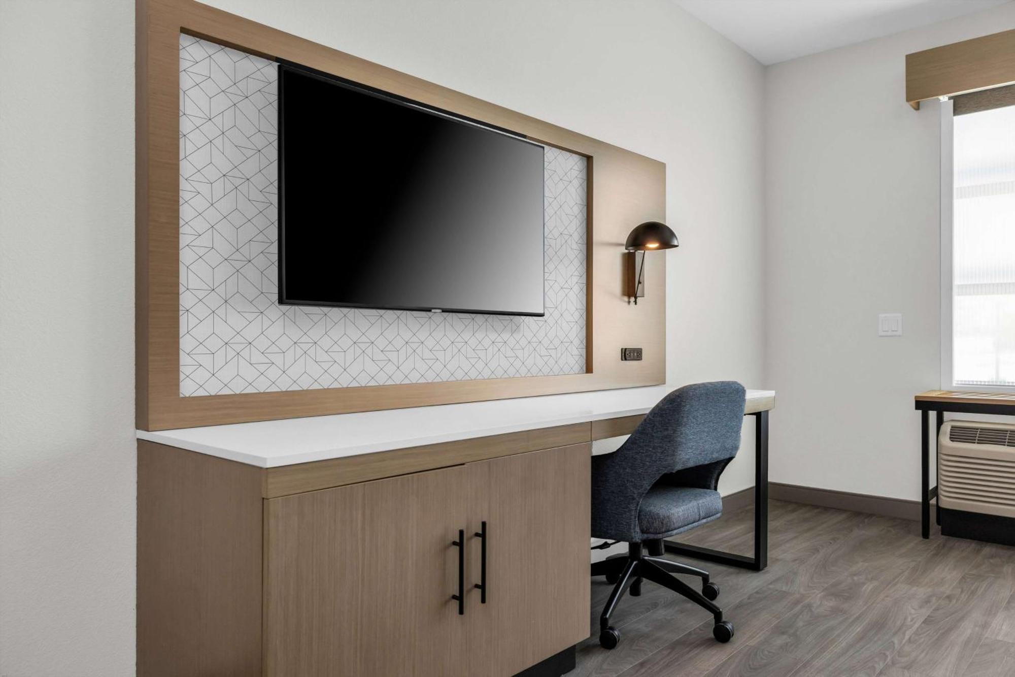 La Quinta Inn & Suites By Wyndham San Jose Airport-Downtown Εξωτερικό φωτογραφία